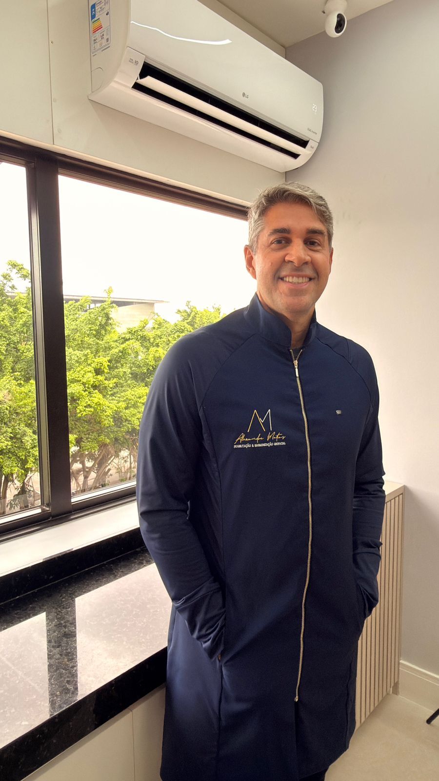 Dr. Alexandre Matias